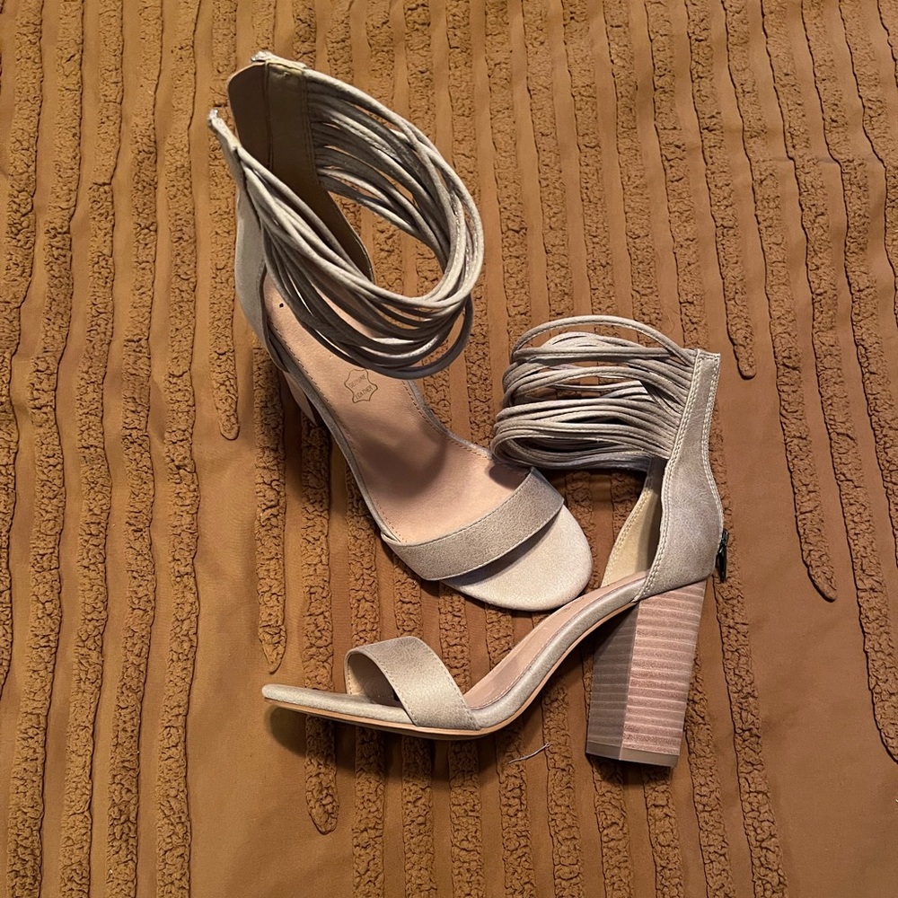 MIA heels